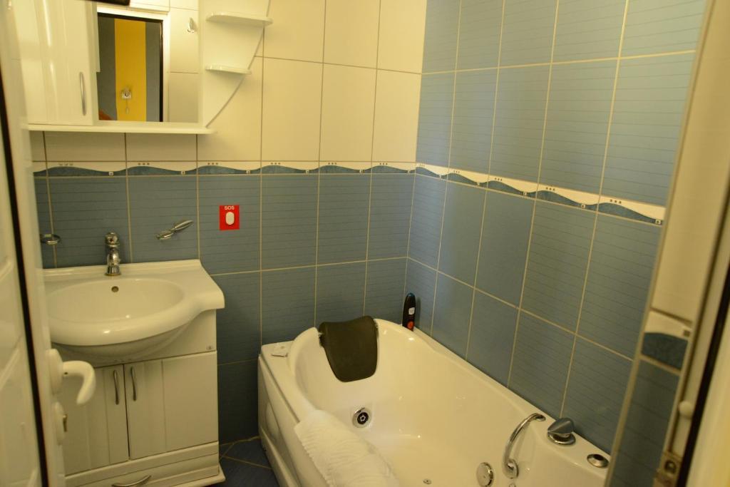 Hotel Zeneva Kragujevac Quarto foto
